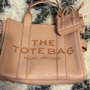 Marc Jacob’s Tote Bag bundle
